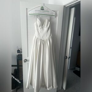 Jenny by Jenny Yoo Wedding Dress Size 6